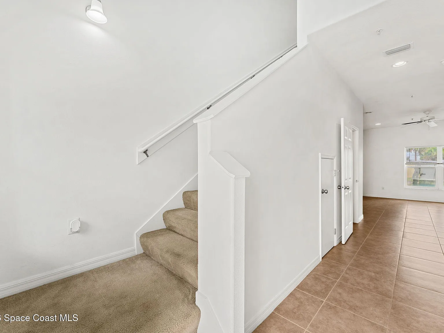 3 bed, 2.5 bath, 1566 sqft, $2,600 — Photo 3