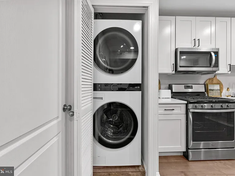 1363 Childress St NE #1 — Photo 24