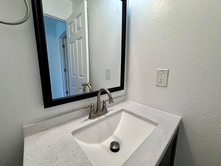 19308 E Dickenson Pl — Photo 30