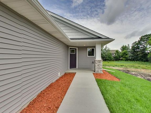 2nd image of 940 Winsome Way NW