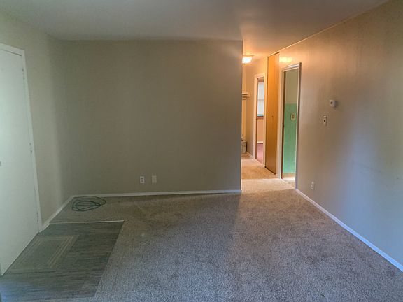 2nd image of 439 Circle Dr
