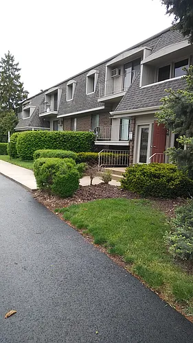 254 E Bailey Rd Photo 1