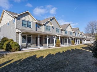 1817 Cedarbrook Ln #9, Stoughton, WI 53589