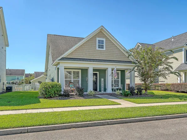 111 Foxglove Ave, Summerville, SC 29483