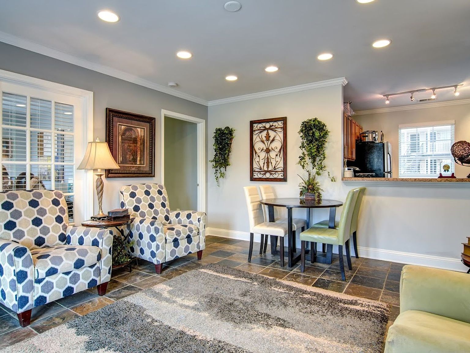 5530 Old Dixie Hwy 2 br / 2.0 ba, 1225, Forest Park, GA 30297 Zillow