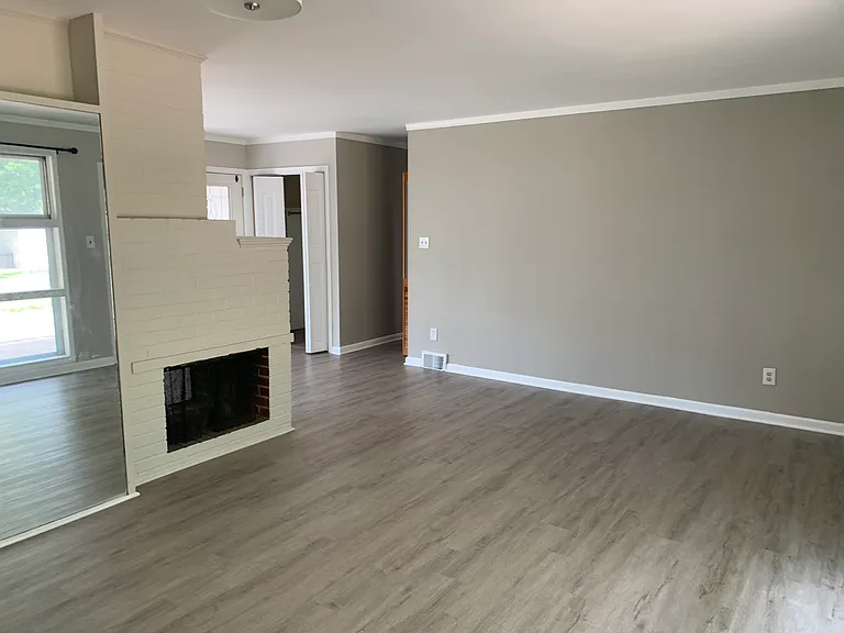 7504 June St — Photo 5