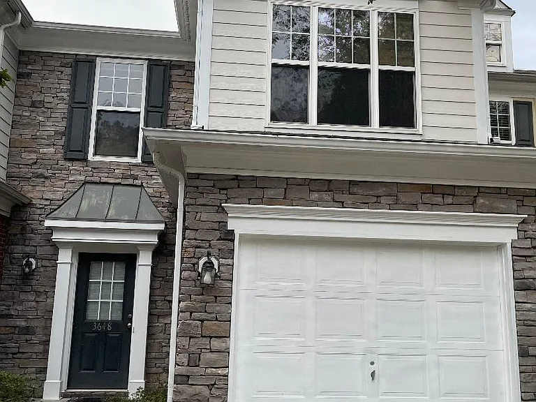 3648 Postwaite Cir — Photo 1