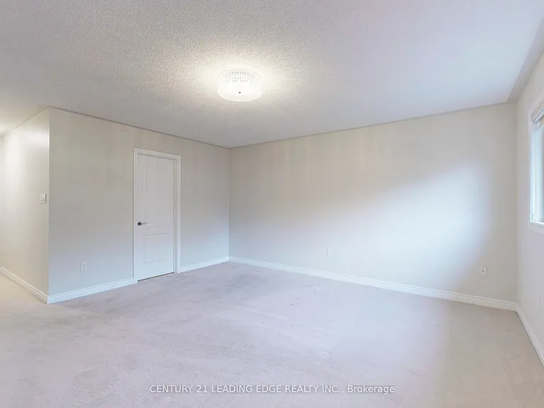 29 Pardon Ave — Photo 17
