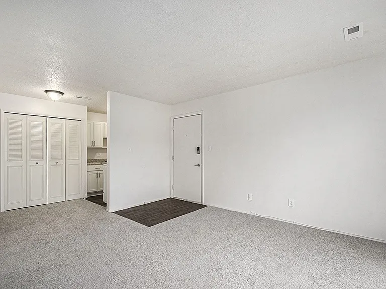 Normandy Village Apartments — Photo 17