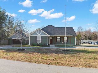2236 Sunset Dr, White Bluff, TN 37187