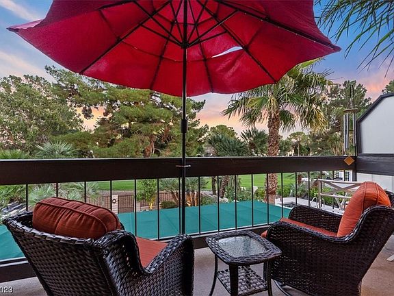 3rd image of 2986 Bel Air Dr