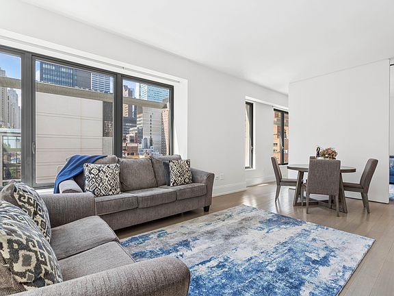 5th image of 301 E 50th St APT 12A