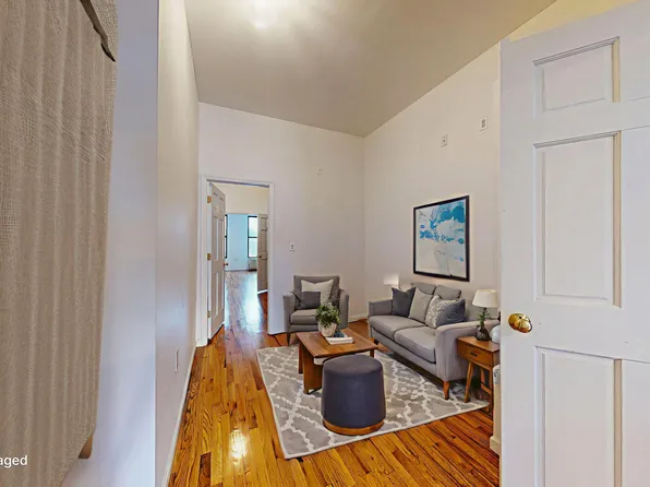 137 North 8th Street image 6 of 13