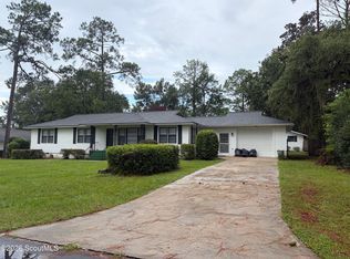 1308 Jasmine Cir, Waycross, GA 31501