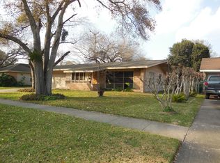 7942 Ridgeview Dr, Houston, TX 77055