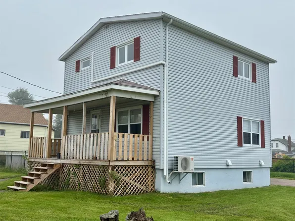 683 Mahon St, New Waterford, NS B1H 3K6