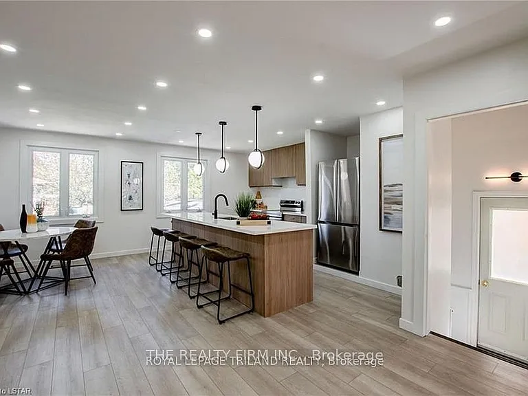 130 Appel St — Photo 13
