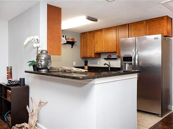 3rd image of 8813 Auburn Way