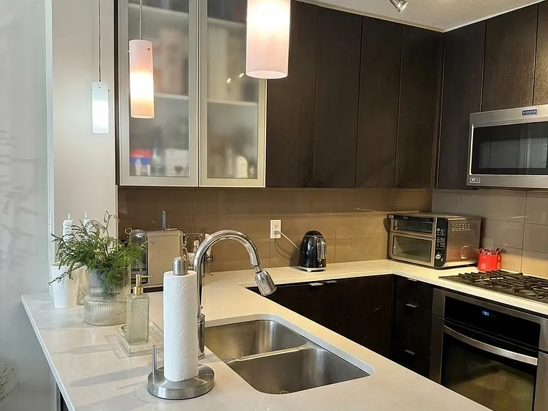 7328 Arcola St #502 — Photo 2