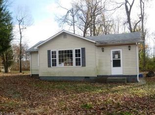 607 Eden Ter, Archdale, NC 27263