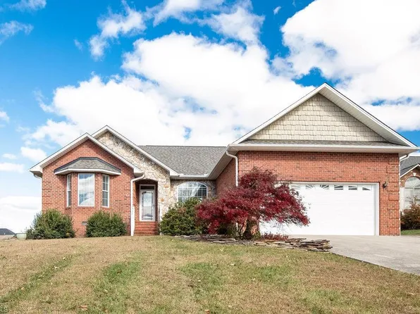 107 Autumn Hill Ct, Archdale, NC 27263