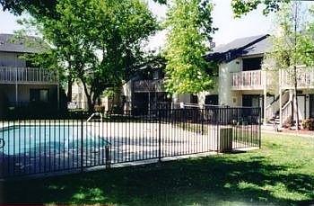 2nd image of 5124 Gibbons Dr APT 1