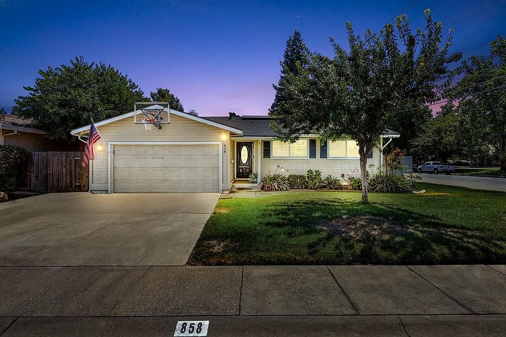 858 Crestmont Ave, Yuba City, CA 95991 MLS 223078644 Zillow