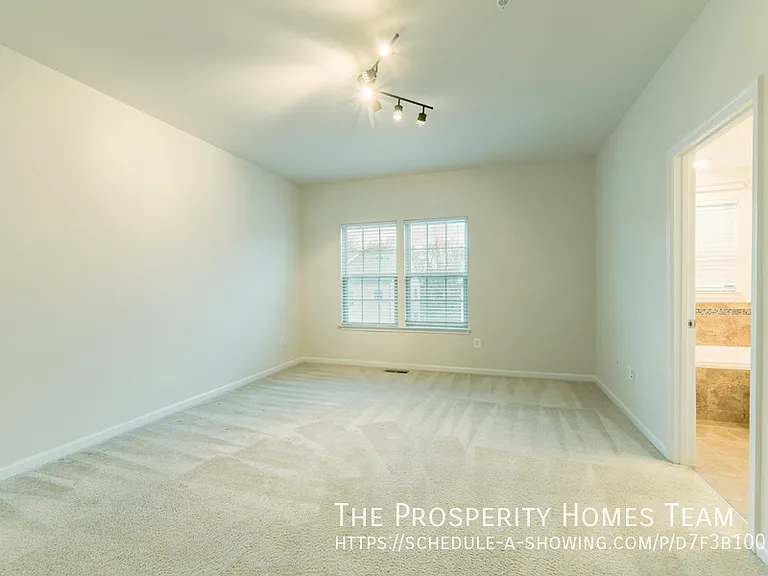 2744 Fredericksburg Rd — Photo 36
