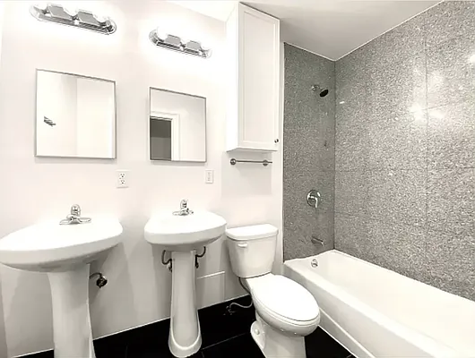 Rented by REAL New York | media 5