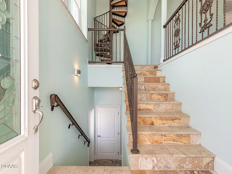 2288 S Ocean Shore Blvd — Photo 7