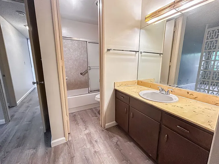 4675 Bancroft St #H — Photo 12