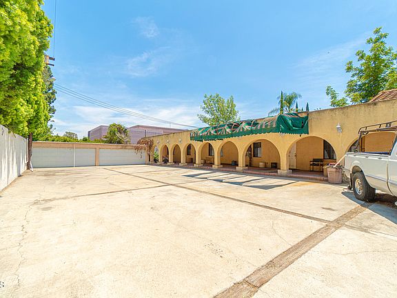 3rd image of 1638 Delta Ave