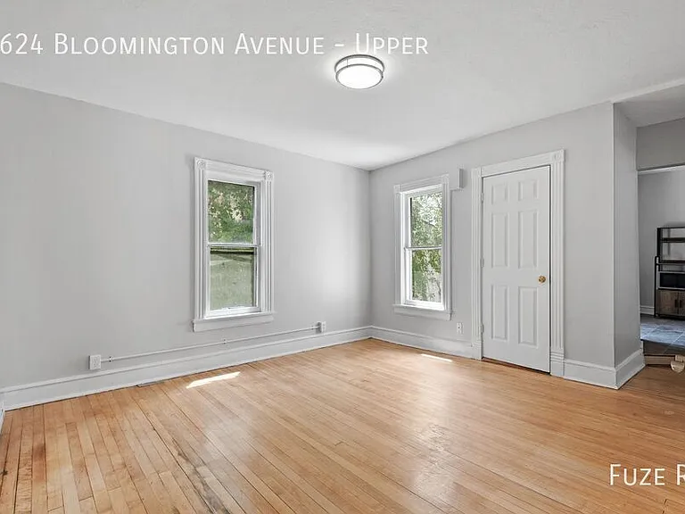 3624 Bloomington Ave #UPPER — Photo 3