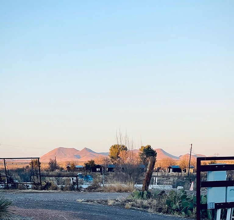 2nd image of E Washington St