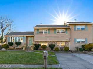 903 Ruth Dr, Neptune, NJ 07753