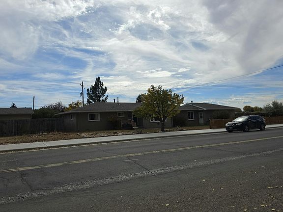 3rd image of 1912 Spring Creek Dr