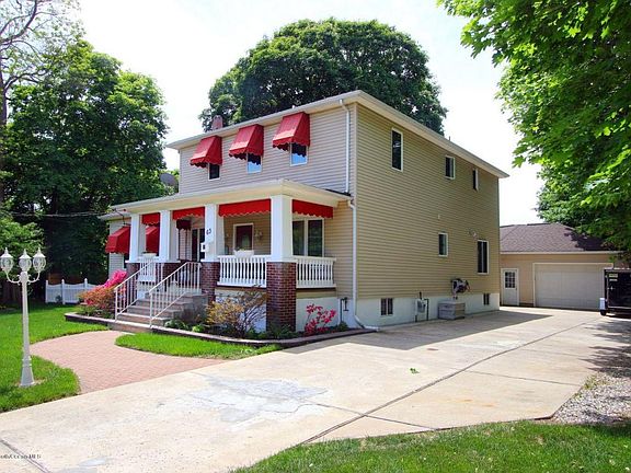2nd image of 63 Hosford Ave
