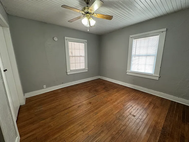 521 Beard Ave — Photo 7