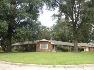 2501 Robin Rd, Ponca City, OK 74604