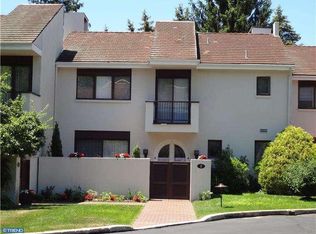 2 Brettagne, Devon, PA 19333