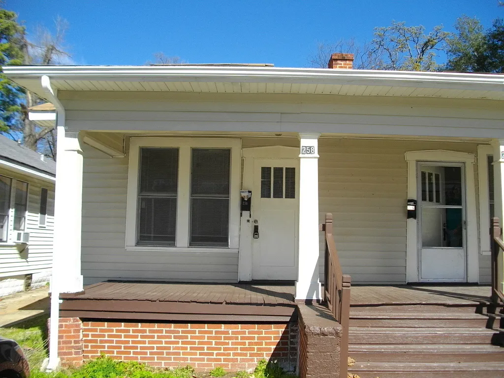 Building Photo - 258 Washington St
