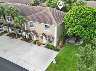 380 SW 122nd Ave, Pembroke Pines, FL 33025