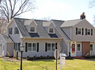 1105 Hilltop Rd, Erie, PA 16509