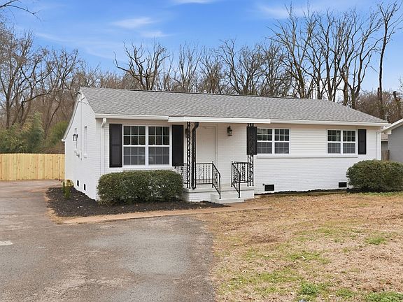 2nd image of 1806 Fern Dr