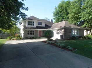 25 Southgate Ct, Terre Haute, IN 47802