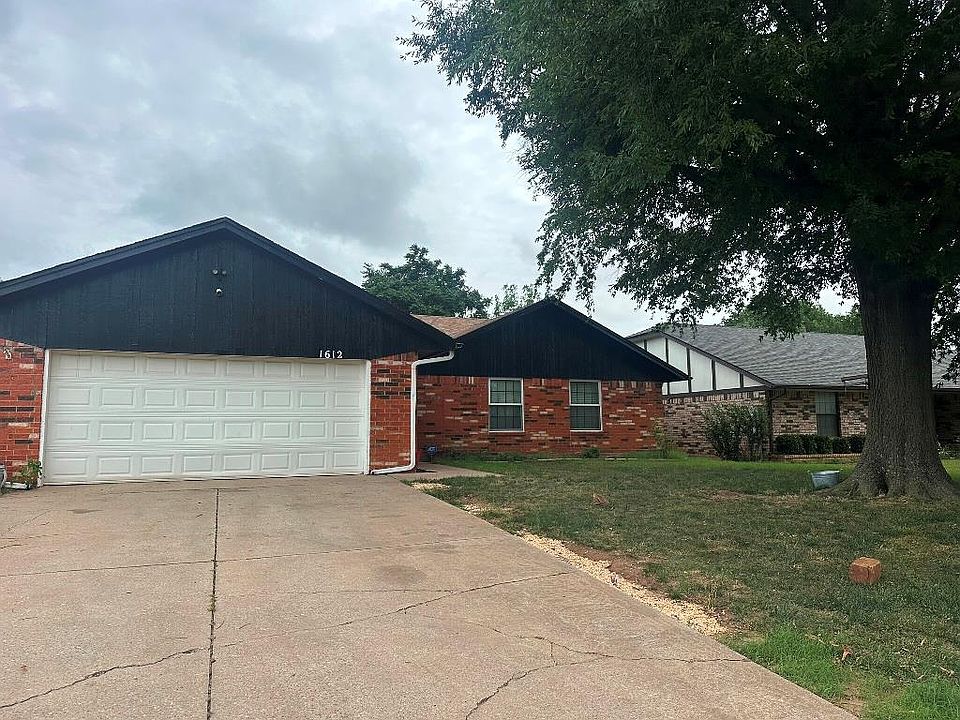 1st image of 1612 Whispering Creek Dr