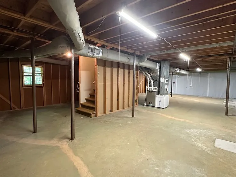 375 Segrest Cir — Photo 26