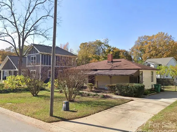 521 Seldon Dr, Charlotte, NC 28216