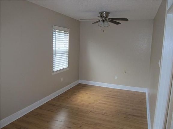 4th image of 2404 Timbers Dr