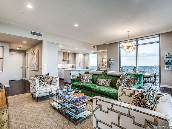 2nd image of 4242 Broadway St #1206